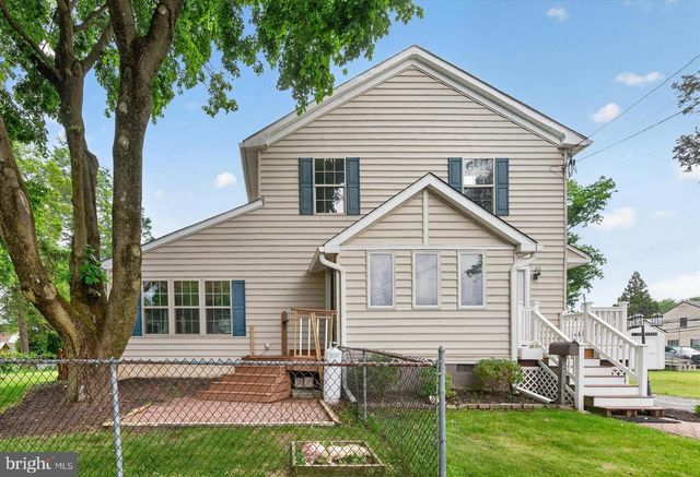 280 OLIVE ST, Warminster, PA 18974