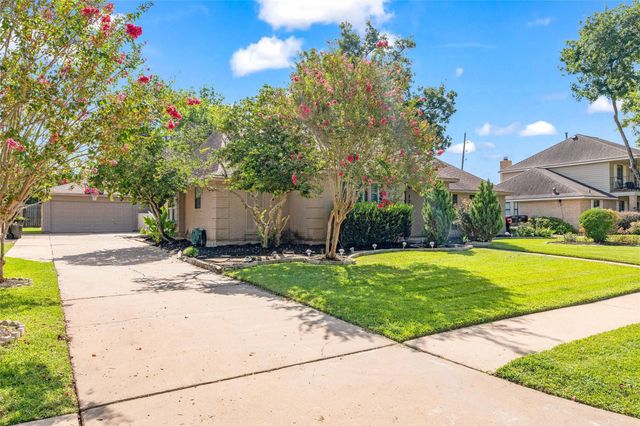 1207 Bittersweet Drive, Richmond, TX 77406