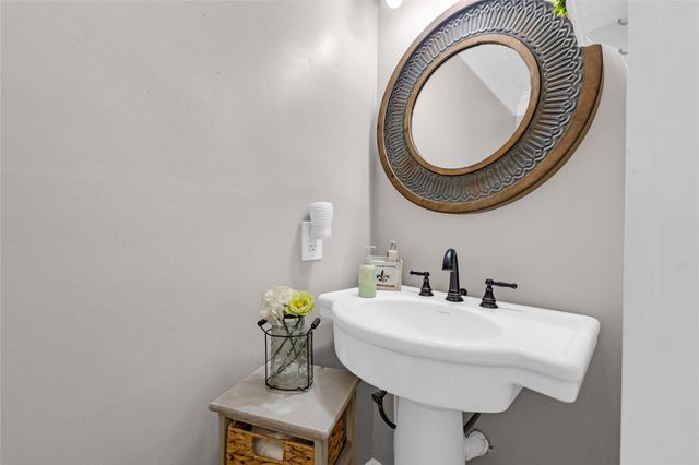 1207 Bittersweet Drive, Richmond, TX 77406