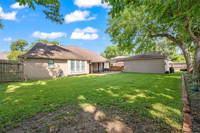 1207 Bittersweet Drive, Richmond, TX 77406