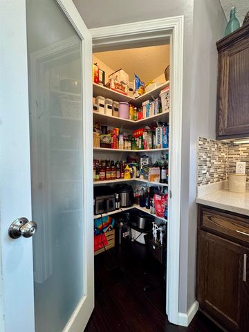 2700 Heritage Ct, Minot, ND 58703