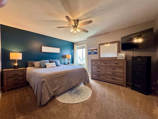 2700 Heritage Ct, Minot, ND 58703