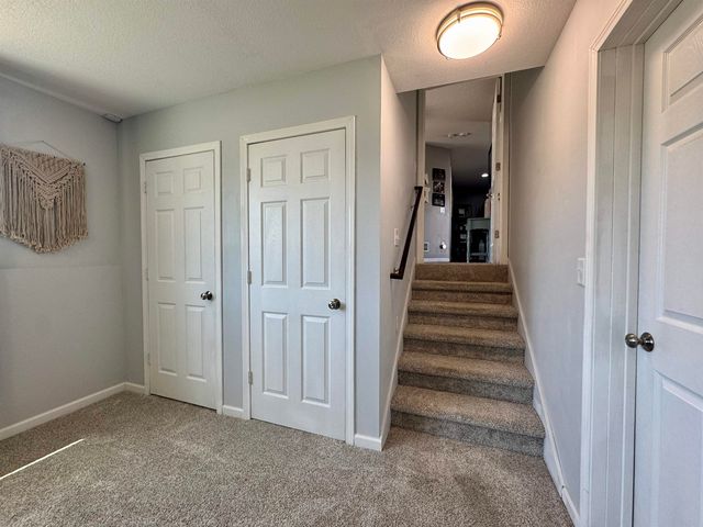2700 Heritage Ct, Minot, ND 58703