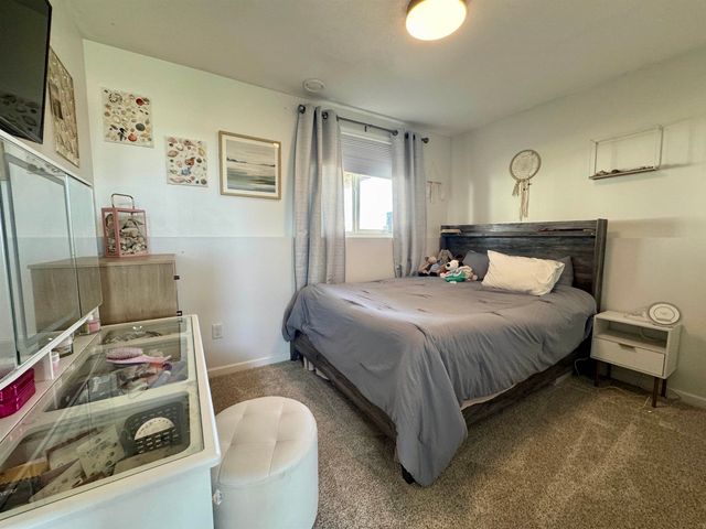 2700 Heritage Ct, Minot, ND 58703