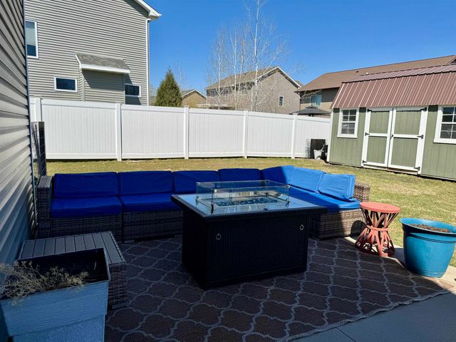 2700 Heritage Ct, Minot, ND 58703