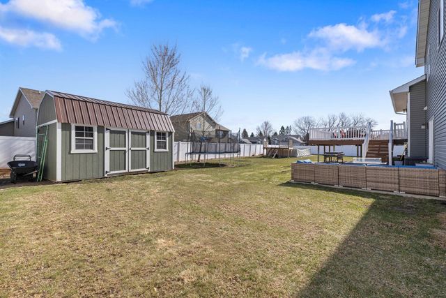 2700 Heritage Ct, Minot, ND 58703