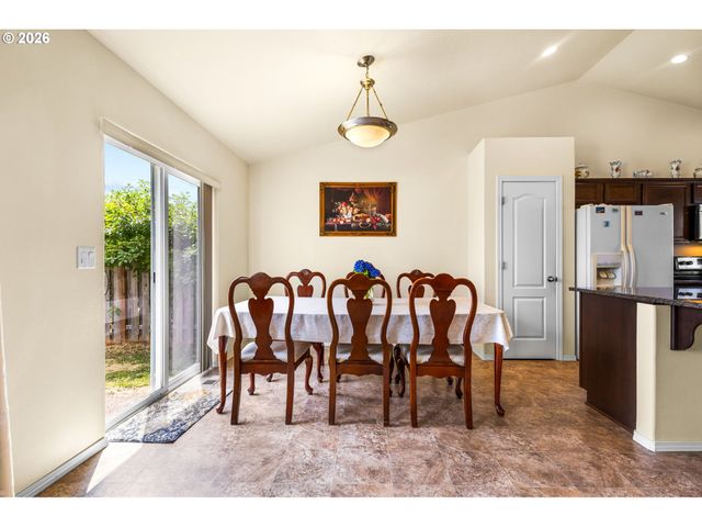 3090 REED Ave, Woodburn, OR 97071