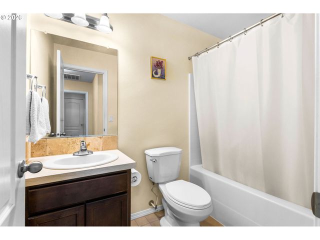 3090 REED Ave, Woodburn, OR 97071