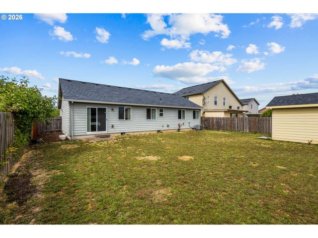 3090 REED Ave, Woodburn, OR 97071