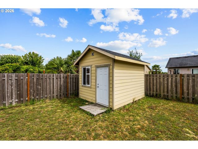 3090 REED Ave, Woodburn, OR 97071
