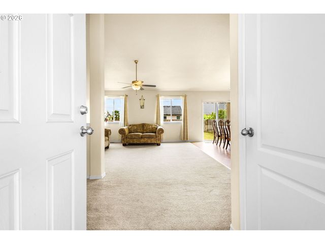 3090 REED Ave, Woodburn, OR 97071