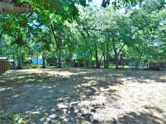 2212 Denison Street, Denton, TX 76201