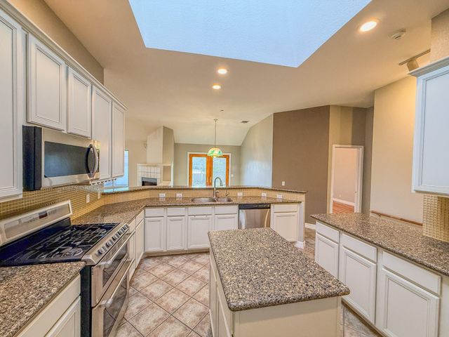 16908 Cactus Blossom DR, Pflugerville, TX 78660