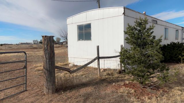 2 Hawaii Court, Moriarty, NM 87035