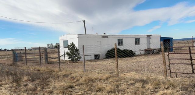 2 Hawaii Court, Moriarty, NM 87035