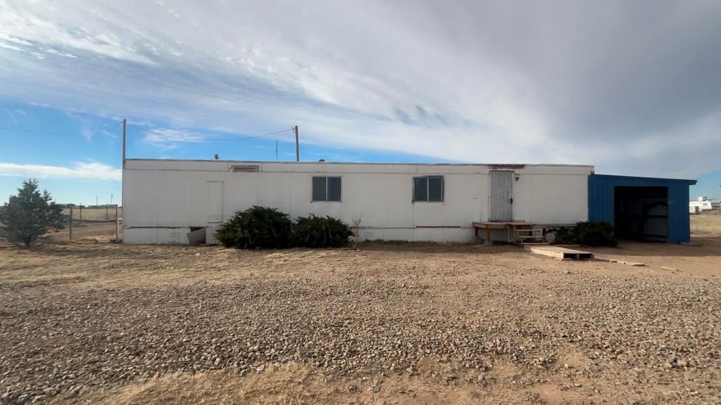 2 Hawaii Court, Moriarty, NM 87035
