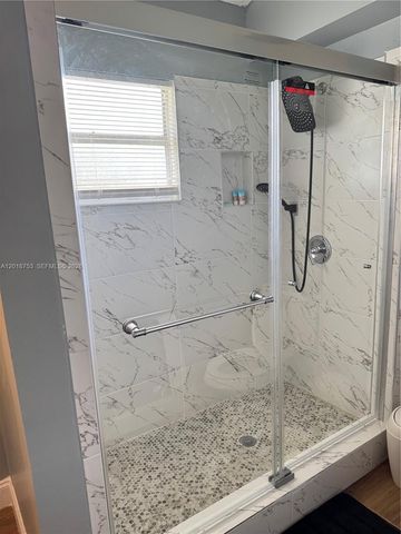 414 N 60th Way 2, Hollywood, FL 33024