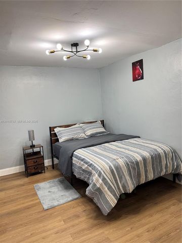 414 N 60th Way 2, Hollywood, FL 33024