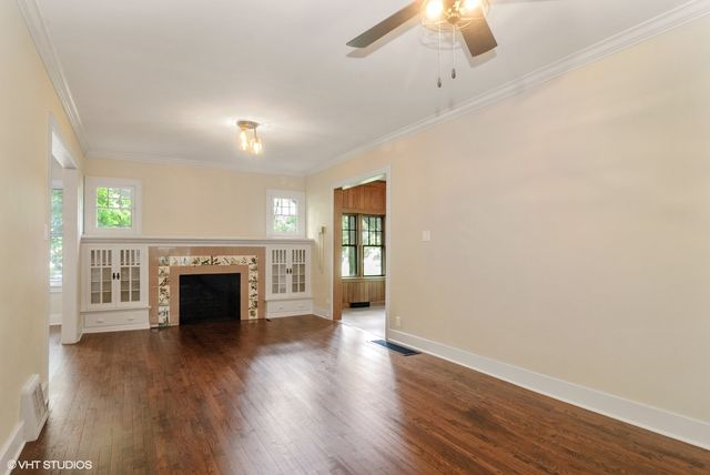 28W456 Batavia Road, Warrenville, IL 60555