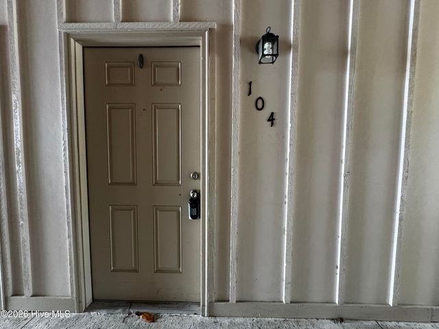 123 Covil Avenue 104, Wilmington, NC 28403