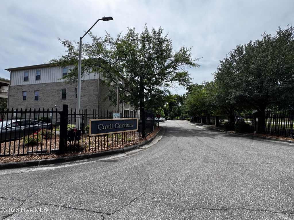 123 Covil Avenue 104, Wilmington, NC 28403