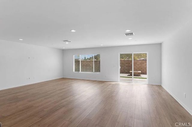 28341 Digger, Menifee, CA 92585