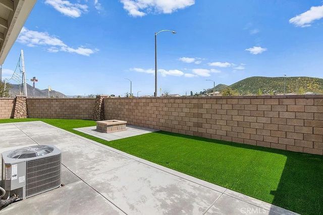 28341 Digger, Menifee, CA 92585