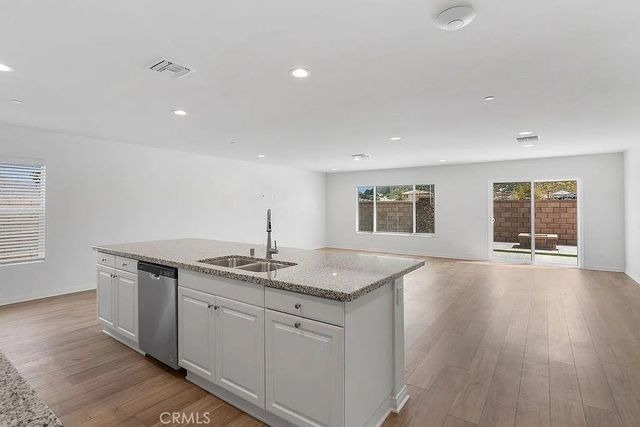 28341 Digger, Menifee, CA 92585