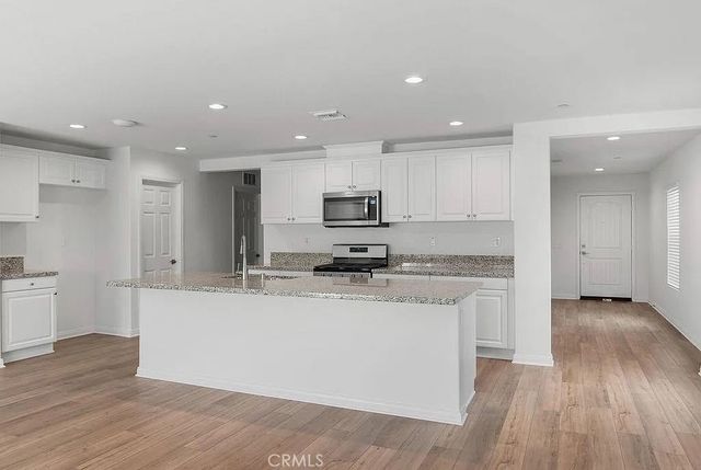 28341 Digger, Menifee, CA 92585