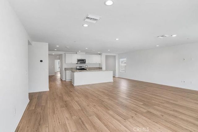 28341 Digger, Menifee, CA 92585