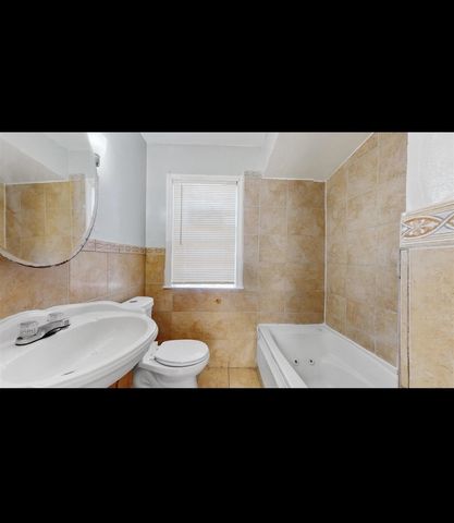 18108 Waltham Street, Detroit, MI 48205