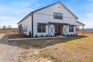 1807 Three Island Road, Walling, TN 38587