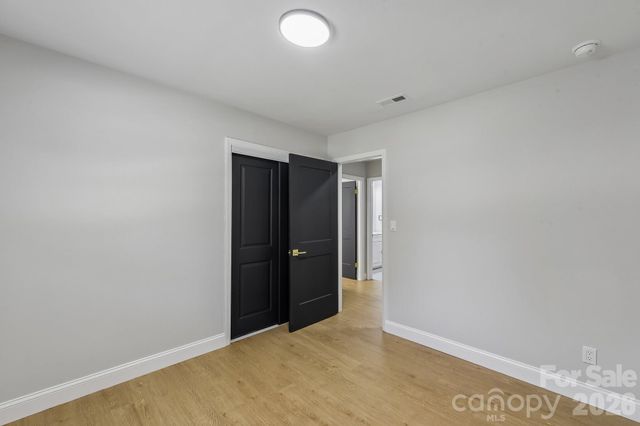 3414 Winterfield Place, Charlotte, NC 28205