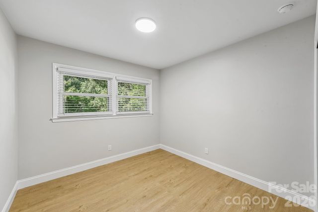 3414 Winterfield Place, Charlotte, NC 28205