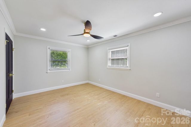 3414 Winterfield Place, Charlotte, NC 28205