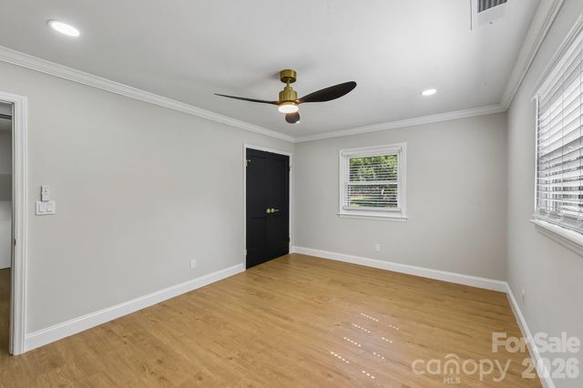 3414 Winterfield Place, Charlotte, NC 28205