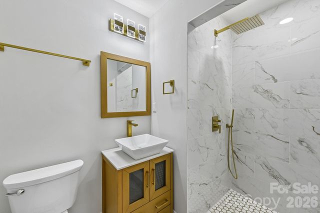 3414 Winterfield Place, Charlotte, NC 28205