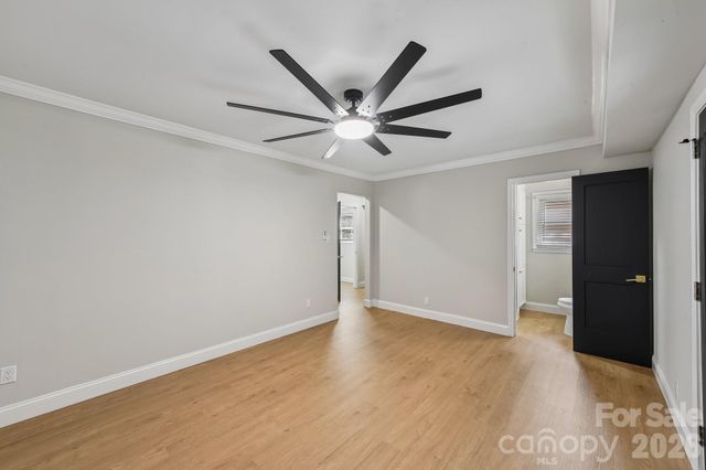 3414 Winterfield Place, Charlotte, NC 28205