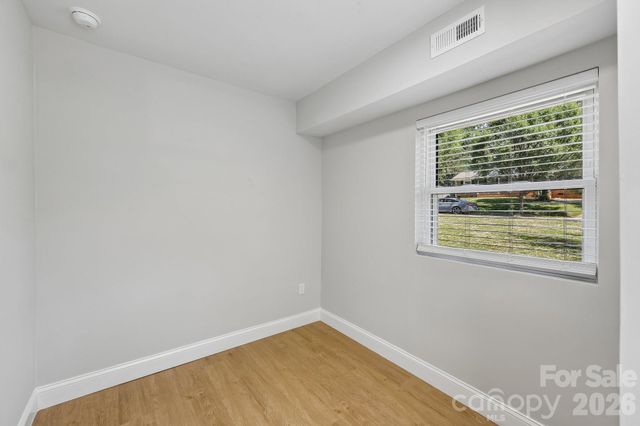 3414 Winterfield Place, Charlotte, NC 28205