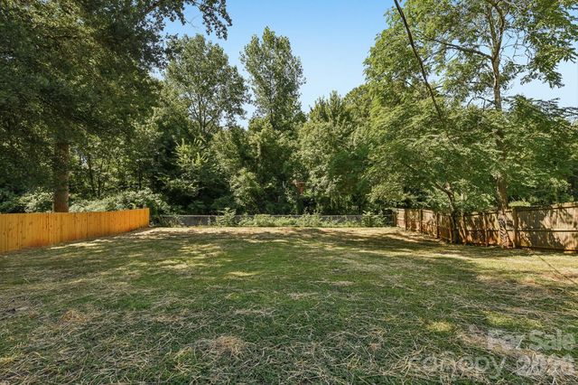 3414 Winterfield Place, Charlotte, NC 28205