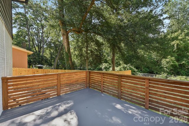 3414 Winterfield Place, Charlotte, NC 28205