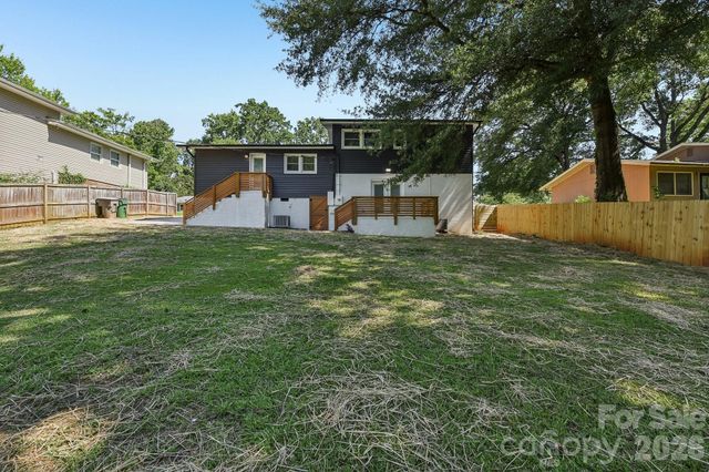 3414 Winterfield Place, Charlotte, NC 28205