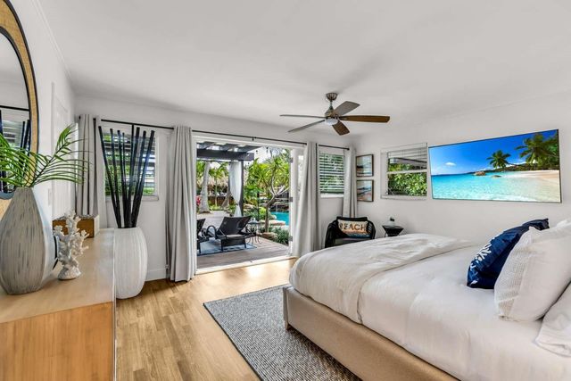 2004 NE 17th Way, Fort Lauderdale, FL 33305