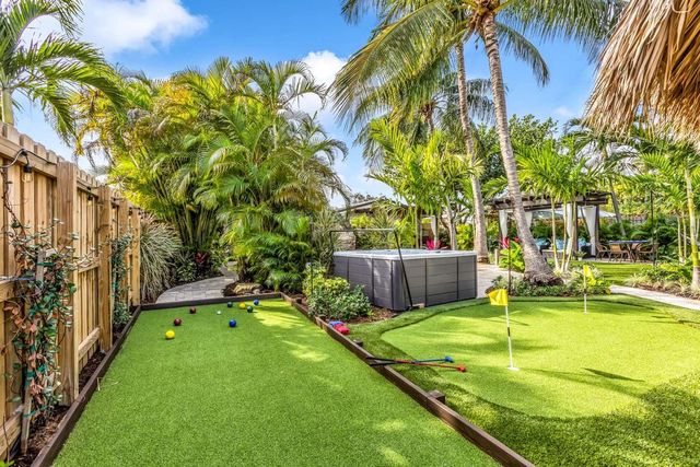 2004 NE 17th Way, Fort Lauderdale, FL 33305