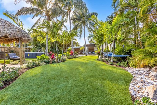 2004 NE 17th Way, Fort Lauderdale, FL 33305