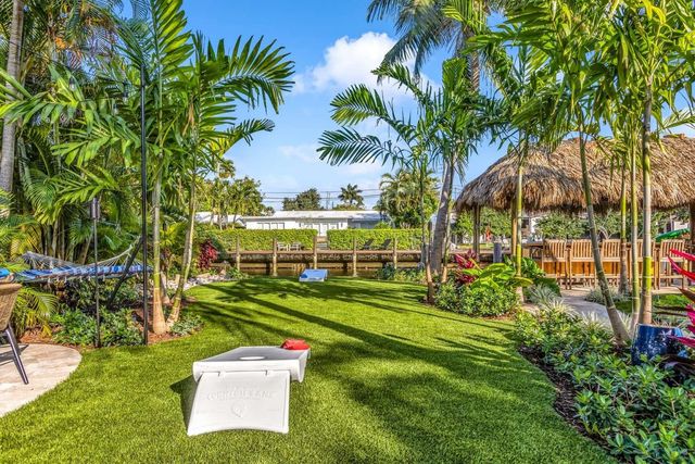 2004 NE 17th Way, Fort Lauderdale, FL 33305