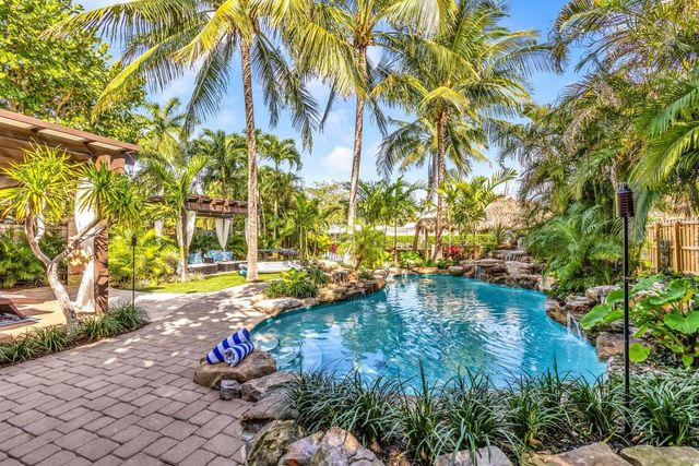 2004 NE 17th Way, Fort Lauderdale, FL 33305