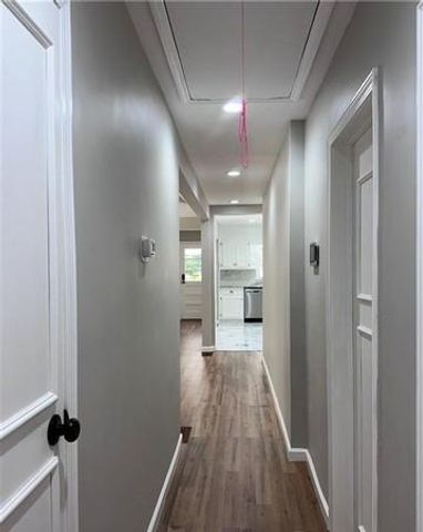 302 Old Ivy Road NE, Atlanta, GA 30342