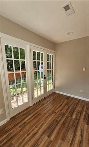 302 Old Ivy Road NE, Atlanta, GA 30342