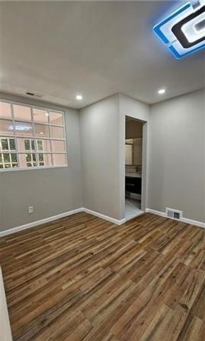 302 Old Ivy Road NE, Atlanta, GA 30342